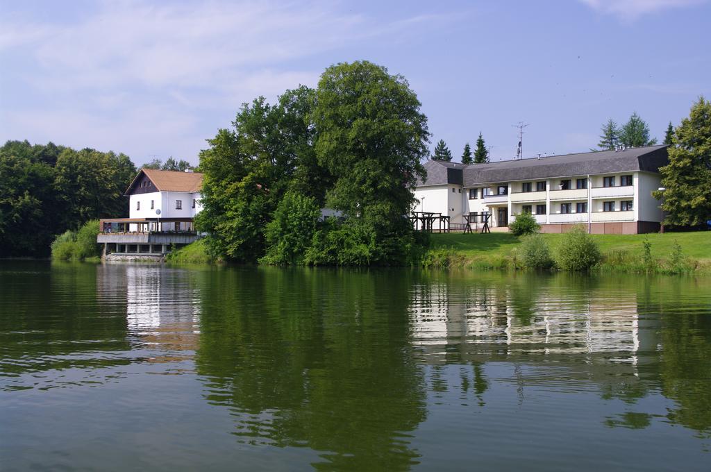 Hotel Jaskovska Krcma Horní Těrlicko Bagian luar foto